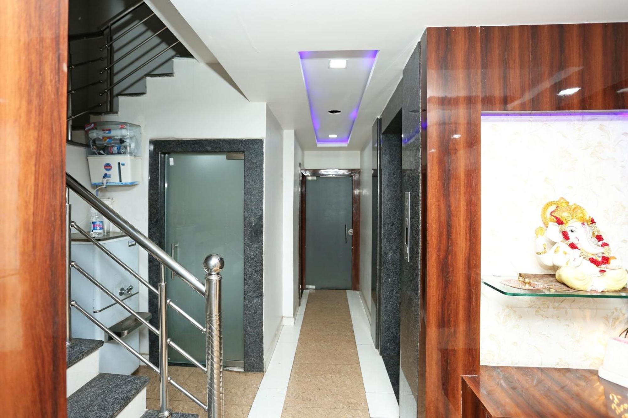 Collection O 3995 Hotel Shree Kishan Palace Bhopal Exterior foto